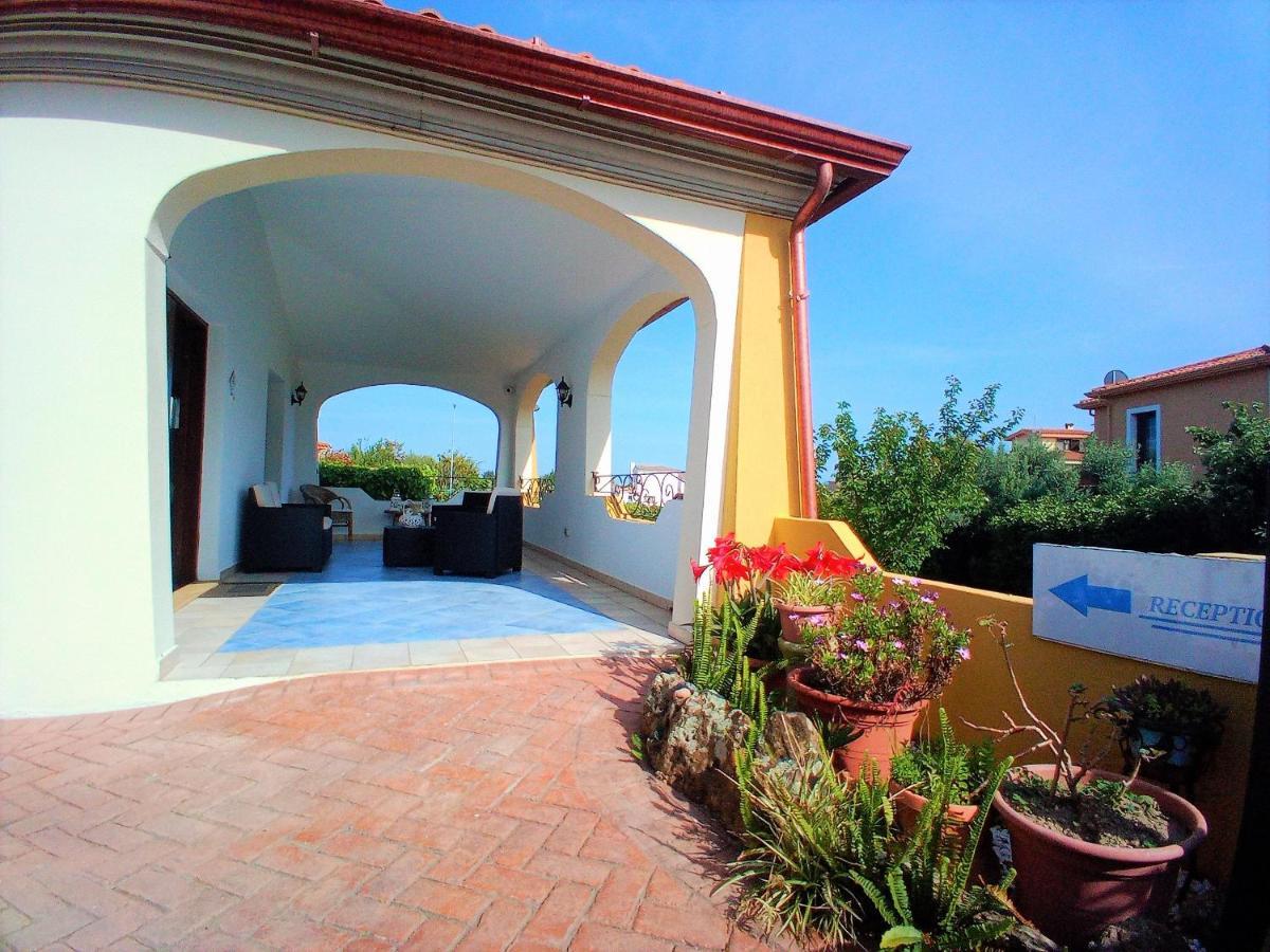 Case Vacanze San Silvestro Budoni Exterior photo
