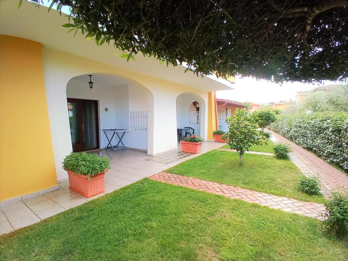 Case Vacanze San Silvestro Budoni Exterior photo